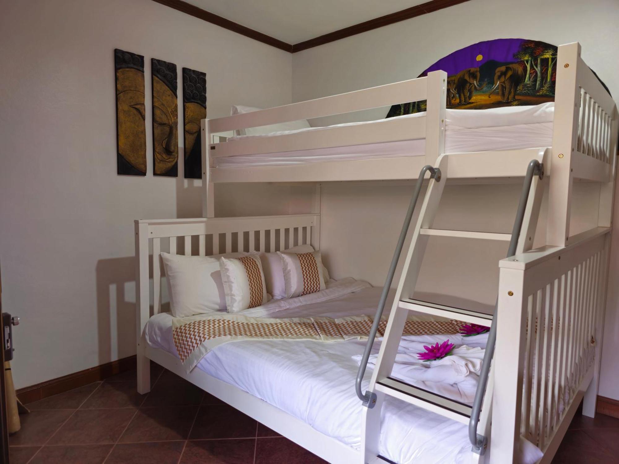 Sai Rougn apartment Patong Extérieur photo