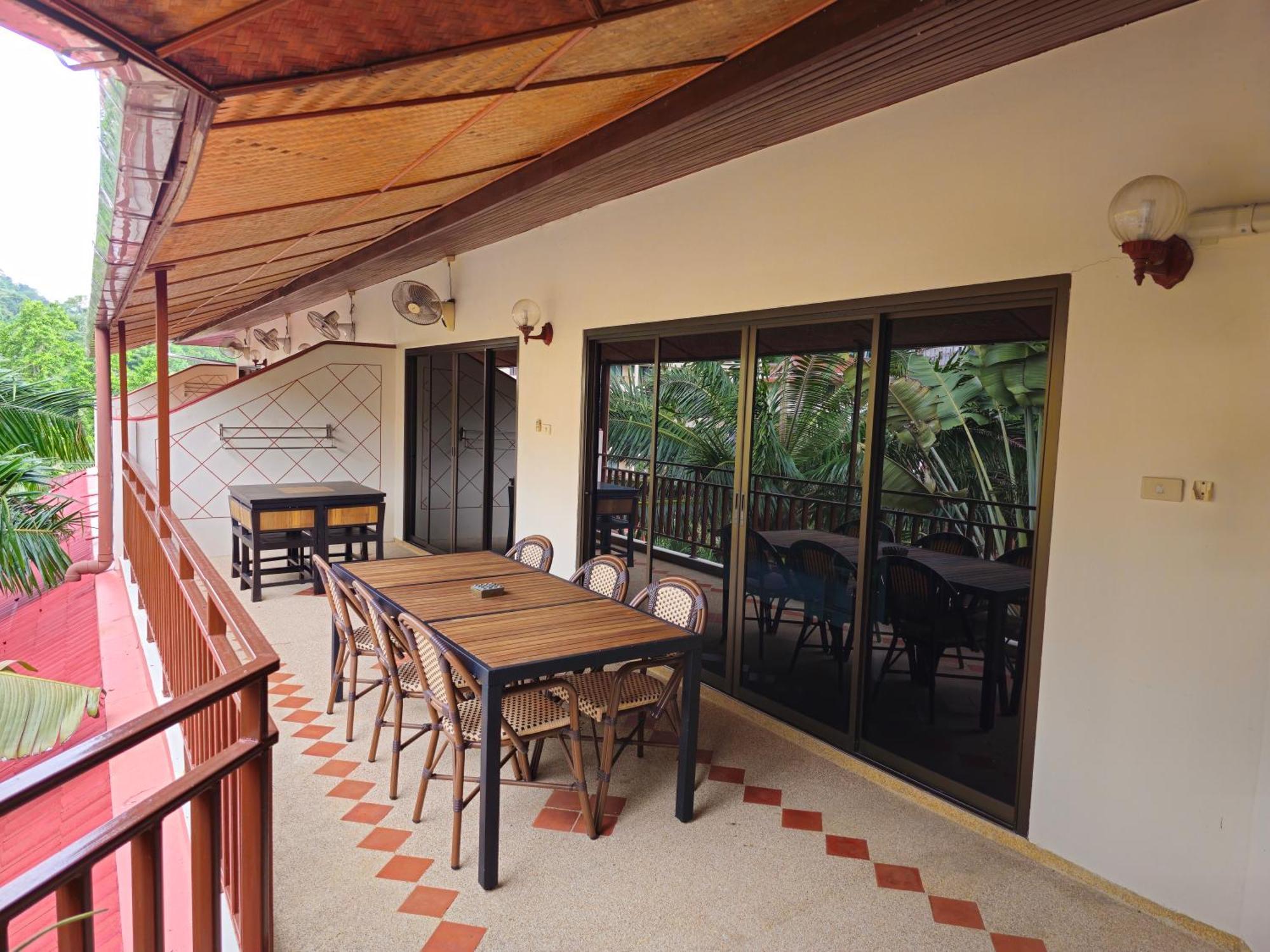 Sai Rougn apartment Patong Extérieur photo