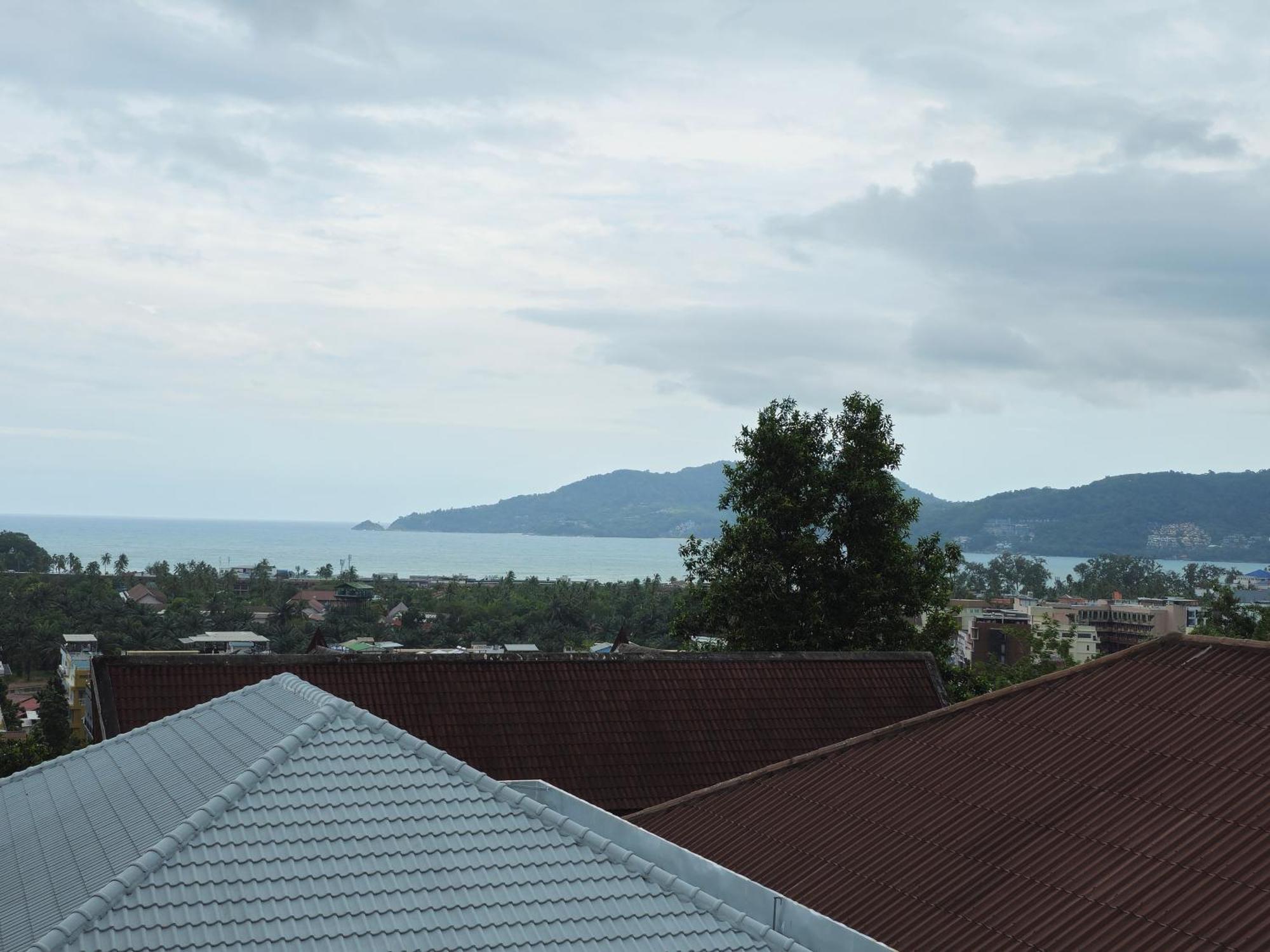 Sai Rougn apartment Patong Extérieur photo